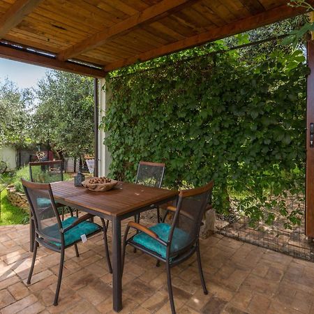 Beautiful Apartment In Jadreski With Wifi Exterior foto
