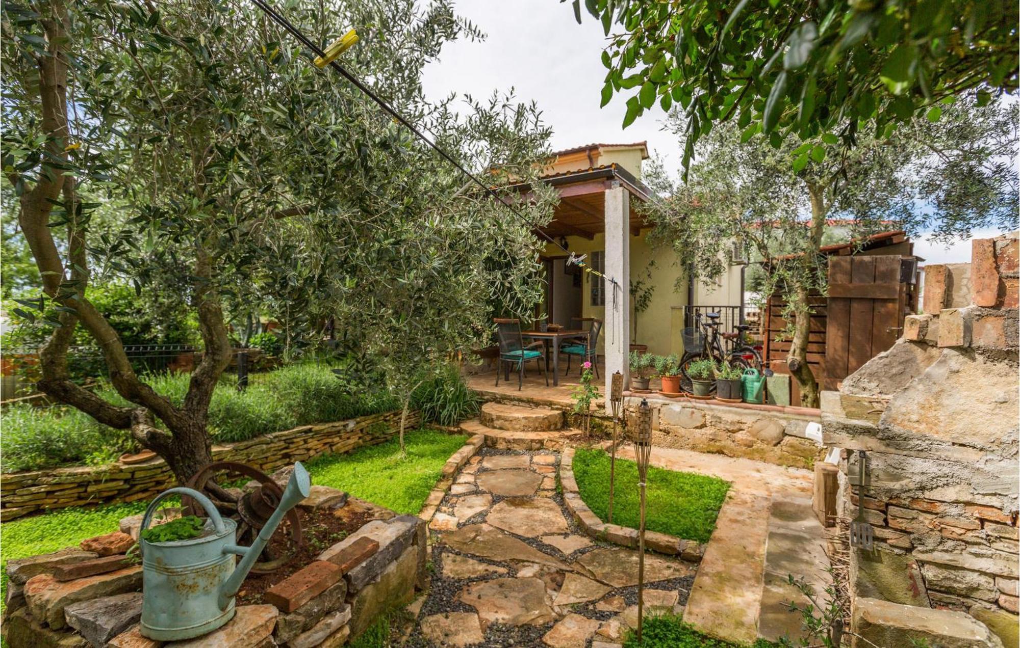 Beautiful Apartment In Jadreski With Wifi Exterior foto
